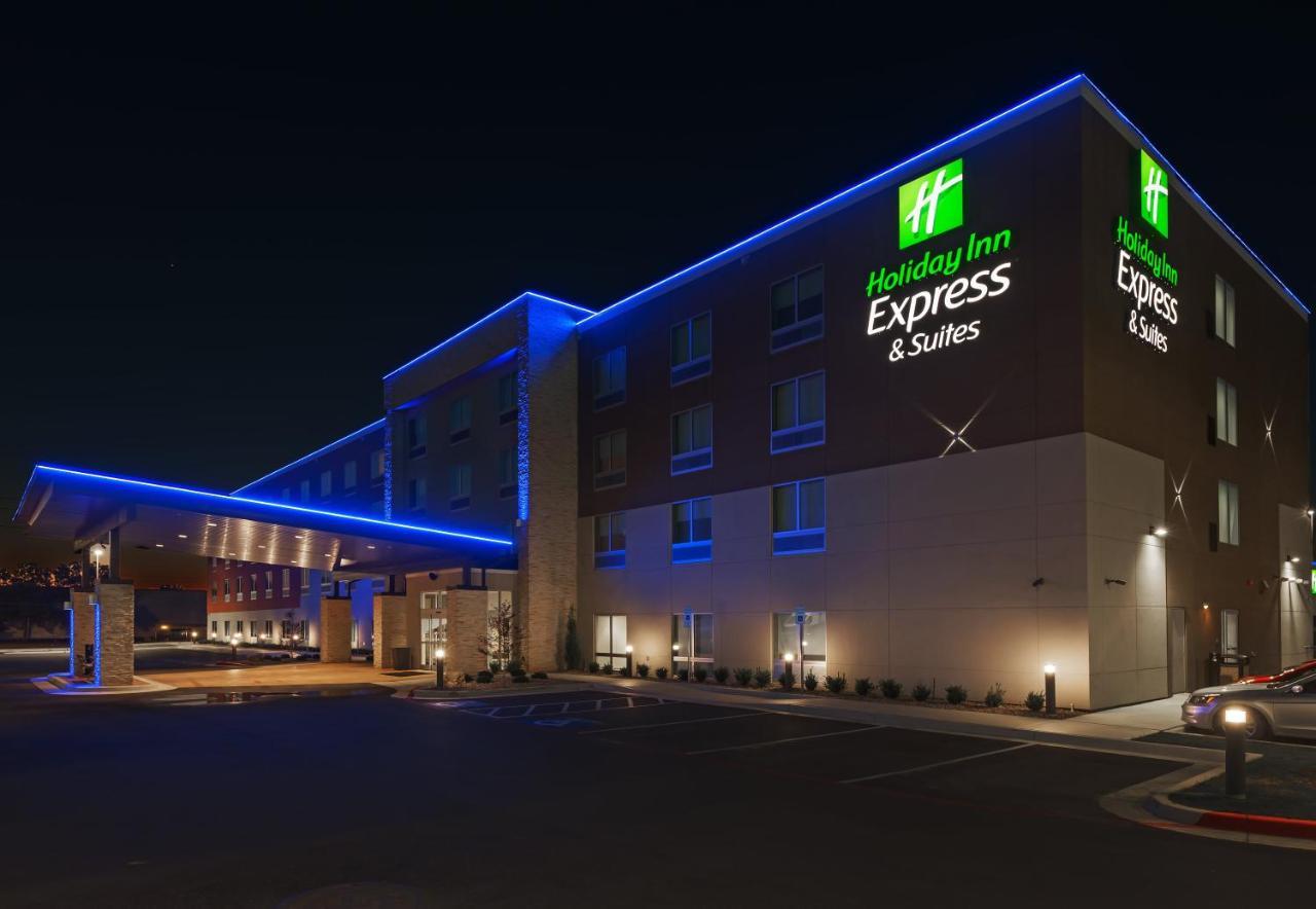 Holiday Inn Express & Suites Tulsa South - Woodland Hills By Ihg Kültér fotó