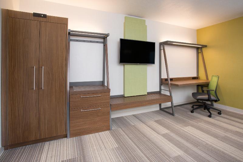 Holiday Inn Express & Suites Tulsa South - Woodland Hills By Ihg Kültér fotó